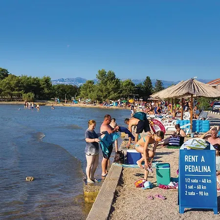 Holiday home Stunning In