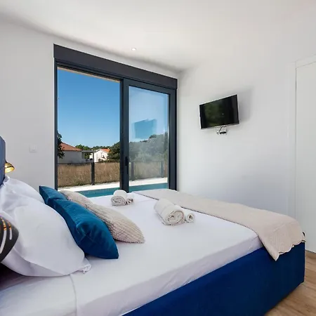 펜션 Stunning In 자톤