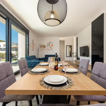 Holiday home Stunning In *